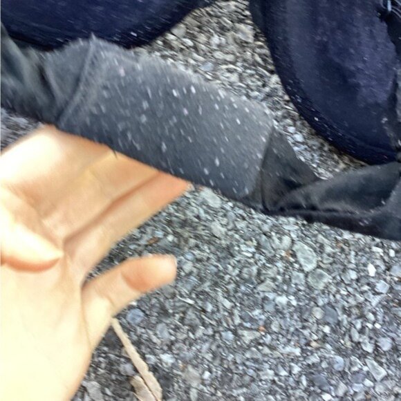 Women’s Victoria’s Secret black padded perfect coverage 36D - Picture 3 of 4